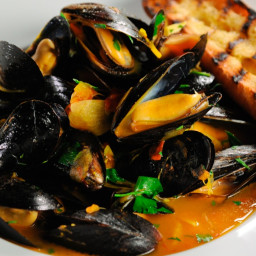Steamed Mussels with Wine and Saffron