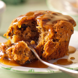 Sticky date puddings with butterscotch sauce