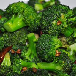 Stir-Fied Broccoli with Garlic and Sichuan Pepper