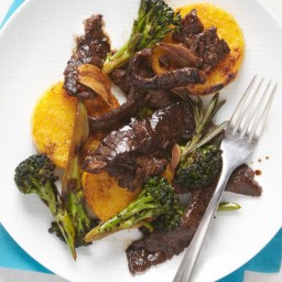 stir-fried-beef-with-garlic-and-rosemary-1334347.jpg