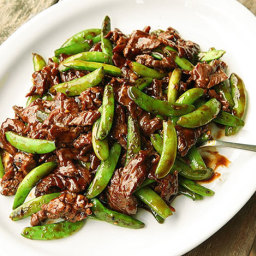 Stir-Fried Beef With Snap Peas and Oyster Sauce