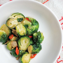 Stir-Fried Brussels Sprouts with Garlic and Chile
