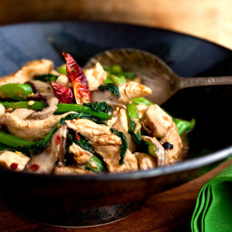 Stir-Fried Chinese Broccoli and Chicken With Hoisin