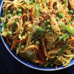 Stir-Fried Udon Noodles with Mixed Vegetables