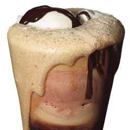 Stout Floats with Cocoa Syrup