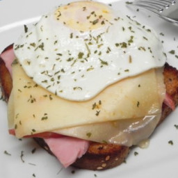 Strammer Max (German Open-Face Sandwich with Ham, Cheese, and Fried Egg) Re