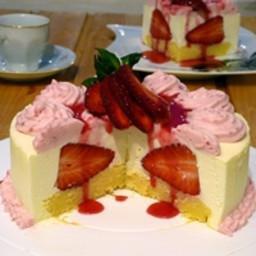 Strawberries and Cream Cake