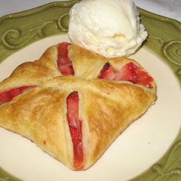 strawberry-almond-tarts-2.jpg