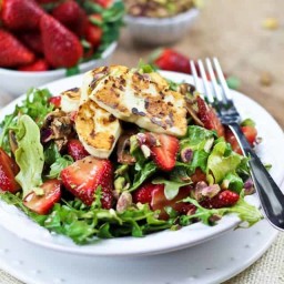 Strawberry and Arugula Salad with Grilled Halloumi