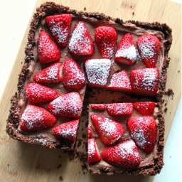 strawberry-and-chocolate-cream-pie.jpg
