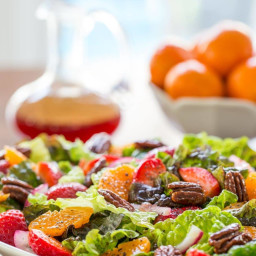 Strawberry Clementine Salad with Red Wine Vinegar Dressing