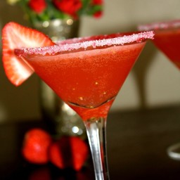 Strawberry Confusa: Best Valentine's Day Cocktail