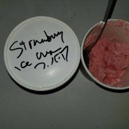 Strawberry Ice Cream Less Sugar