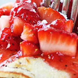 strawberry-lemon-poppyseed-pancakes-1791138.jpg