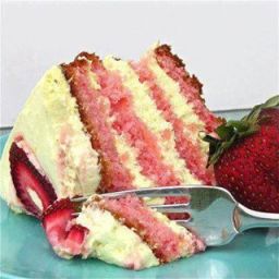 strawberry-lemonade-cake.jpg