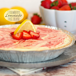 Strawberry Lemonade Freezer Pie