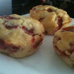 Strawberry-Lemonade Muffins