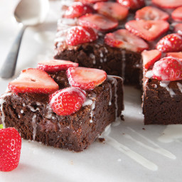 Strawberry Lillet Brownies