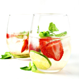 Strawberry Lime Sparkling Water