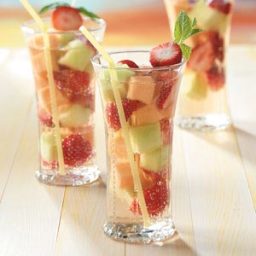 strawberry-melon-fizz-recipe-ca4f52.jpg