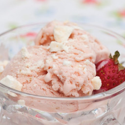 Strawberry Meringue Ice Cream