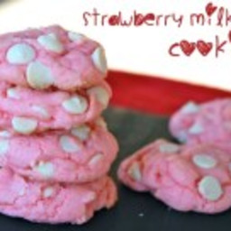 Strawberry Milkshake Cookies