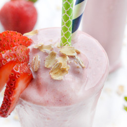 Strawberry Oatmeal Flax Smoothie
