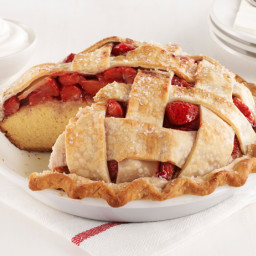 Strawberry Pie Cake