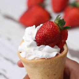 Strawberry Pie Cone Recipe by Tasty