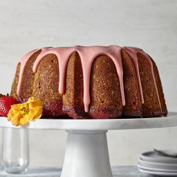 strawberry-poke-pound-cake-with-strawberry-glaze-2170662.jpg