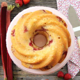Strawberry Rhubarb Bundt Cake