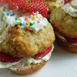 Strawberry shortcake muffins with fresh whip cream