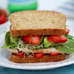 strawberry, spinach and turkey sandwich