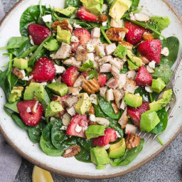 Strawberry Spinach Salad with Avocado, Chicken and Lemon Dressing
