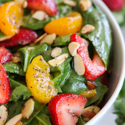 Strawberry Spinach Salad {with Poppy Seed Dressing}