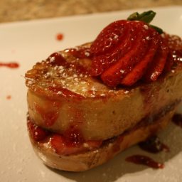 strawberry-stuffed-french-toast-2.jpg
