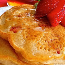 Strawberry Vanilla Pancakes Recipe