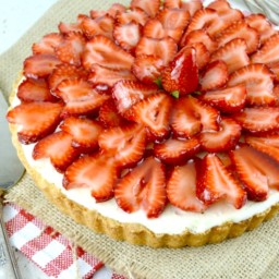 Strawberry and White Chocolate Mousse Tart
