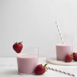 Strawberry Cashew Milk