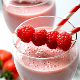 Strawberry Raspberry Smoothie for Power Breakfast
