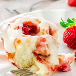 Strawberry Rolls with Cream Cheese Icing