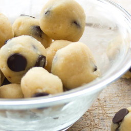 Sugar Free Low Carb Cookie Dough (Chocolate Chip)