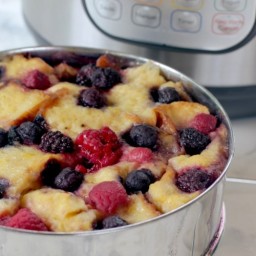 Summer Berry Bread Pudding Instant Pot