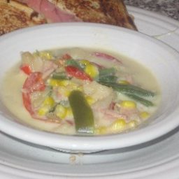 Summer Corn, Bacon and Potato Chowder (4 Points)