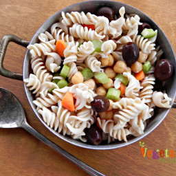 summer-pasta-salad-glutenfree-vegan-1649674.jpg