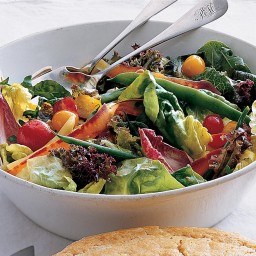 Summery Salad with Vegetables