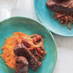 Sun-Dried Tomato and Fennel Braised Short Ribs with Pepper and Carrot Puree