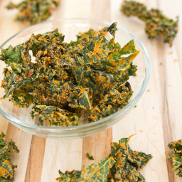 Sun-dried Tomato Cheezy Kale Chips