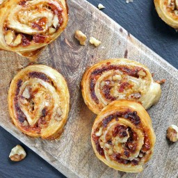 Sun-Dried Tomato, Parmesan and Walnut Puff Pastry Swirls (with ready-made g