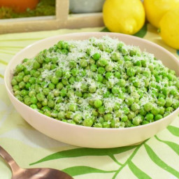 Sunny's 5-Ingredient Lemon and Cheese Peas